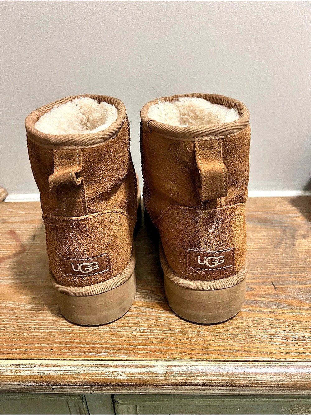 UGG Classic Mini II Suede Mini Boots in Brown US 6